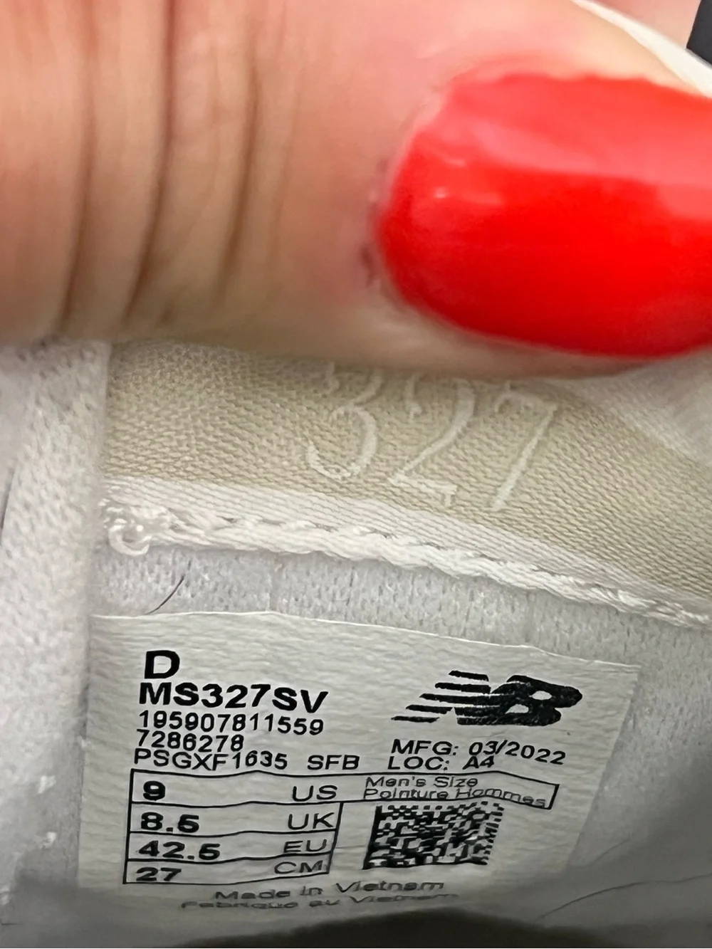 New Balance 327 MS327SV Men’s Size 9 Natural Indigo White Blue Retro Lifestyle